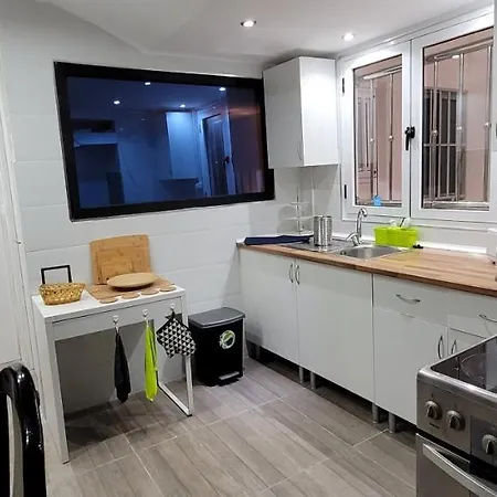 Intrasuelo White En Palmas Apartment *